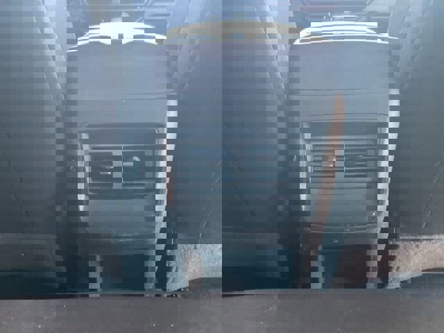 Used 2023 Chevrolet Colorado Trail Boss w/ Technology Package image 16