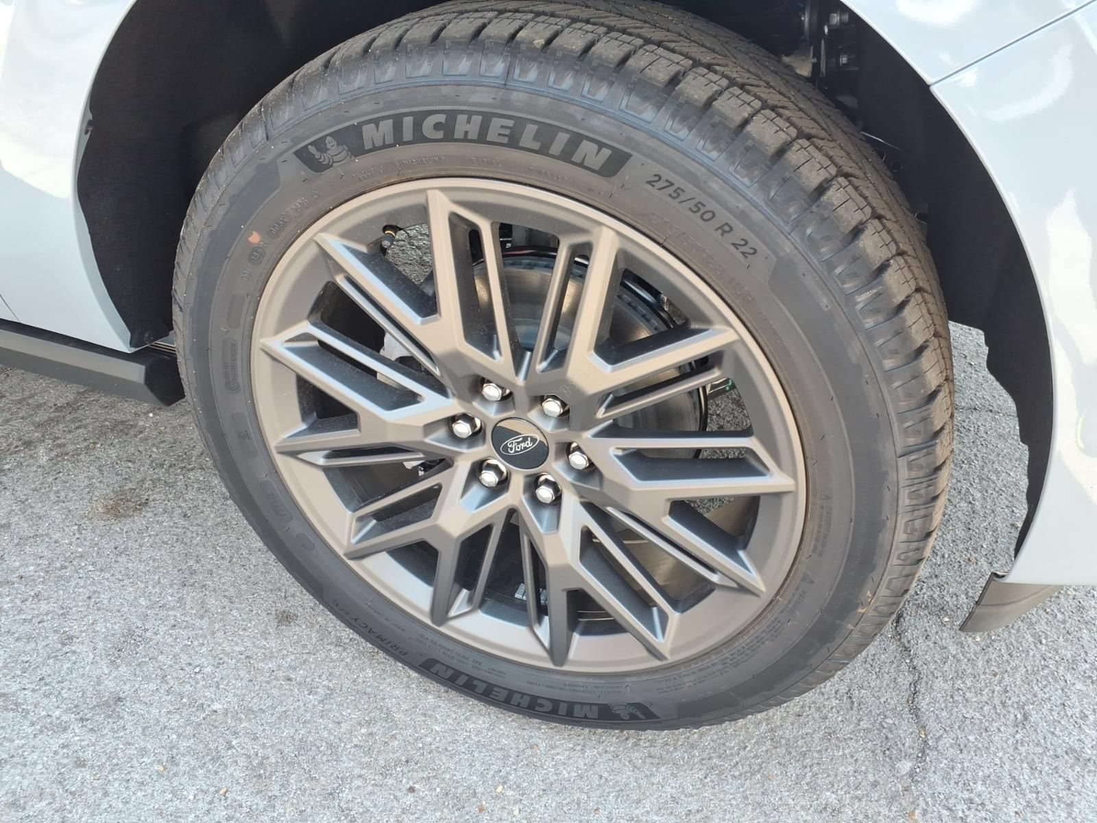 New 2027 Ford Expedition Max Platinum w/ Stealth Appearance Package RWD image 9