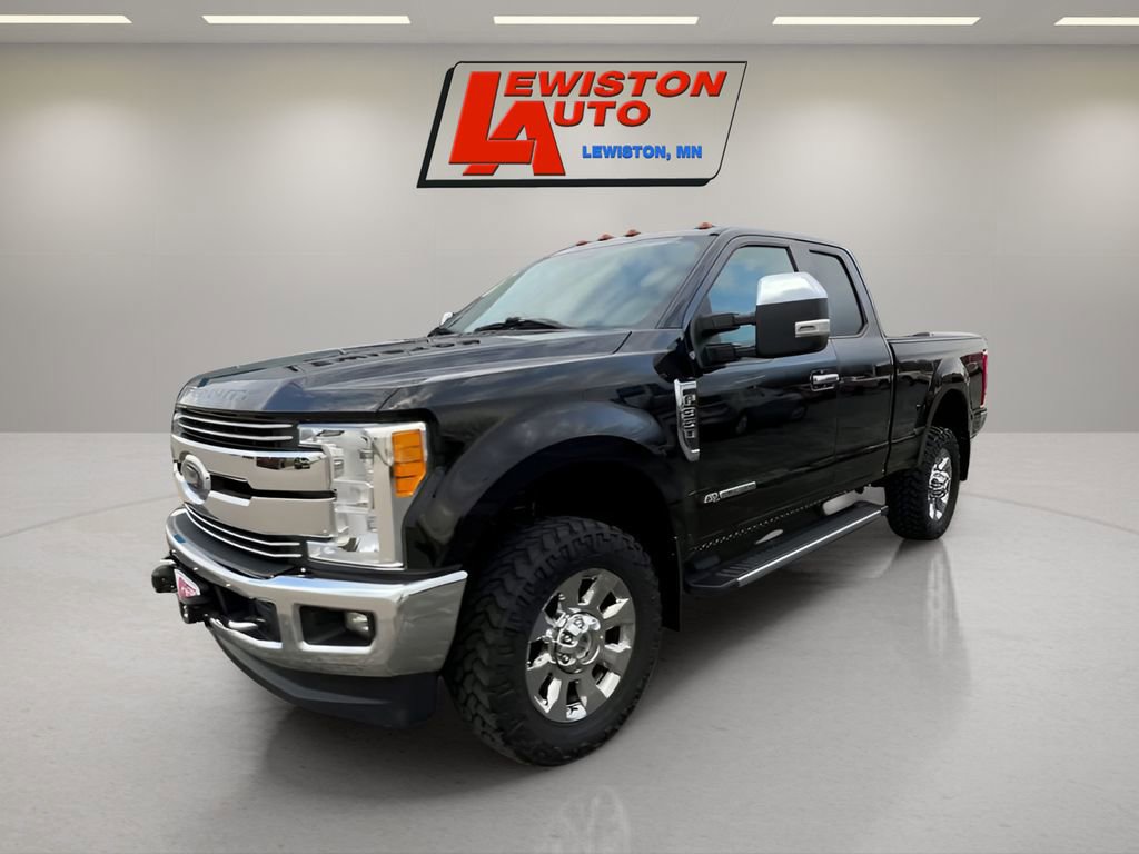 Used 2017 Ford F350 Lariat w/ Chrome Package image 4
