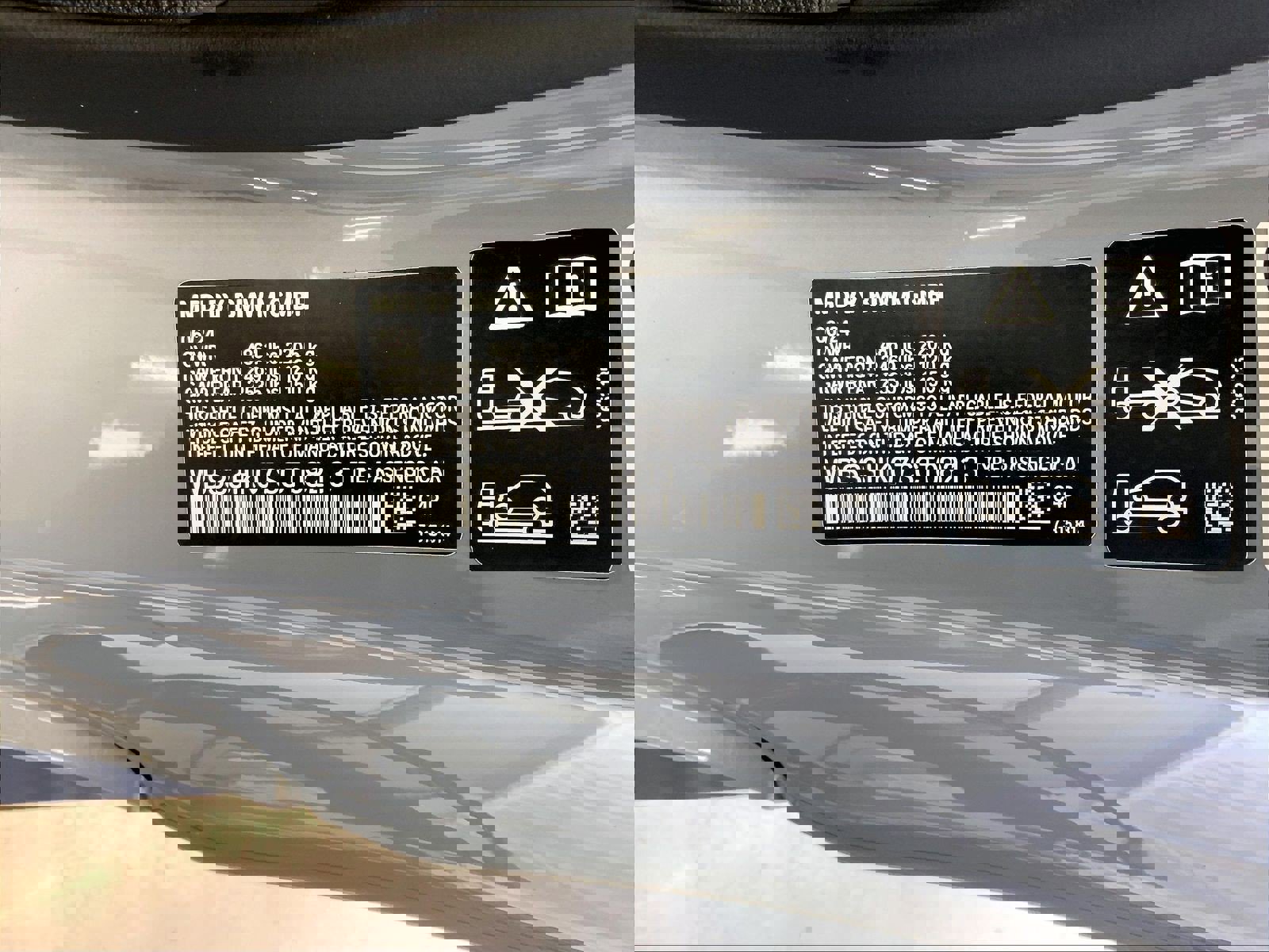 Used 2025 BMW M4 xDrive Competition w/ Executive Package image 32