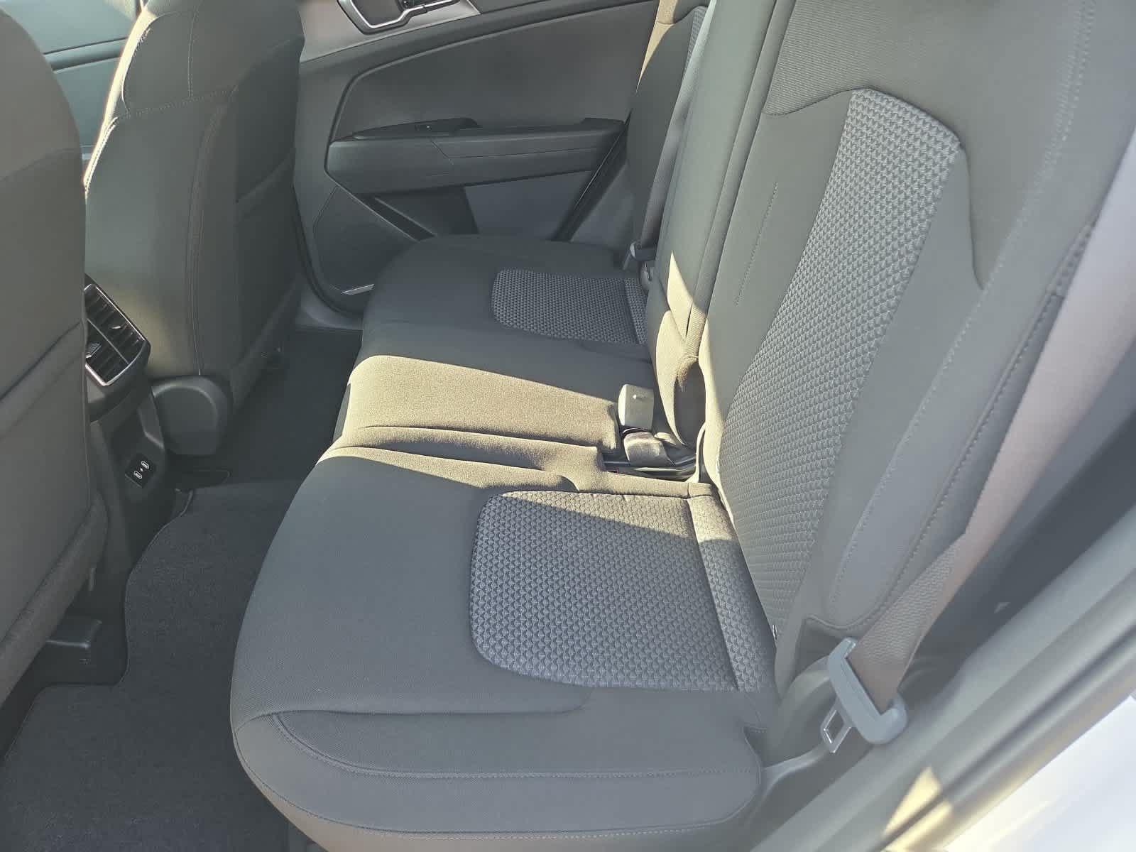 New 2026 Kia Sportage LX w/ LX Convenience Package FWD image 6