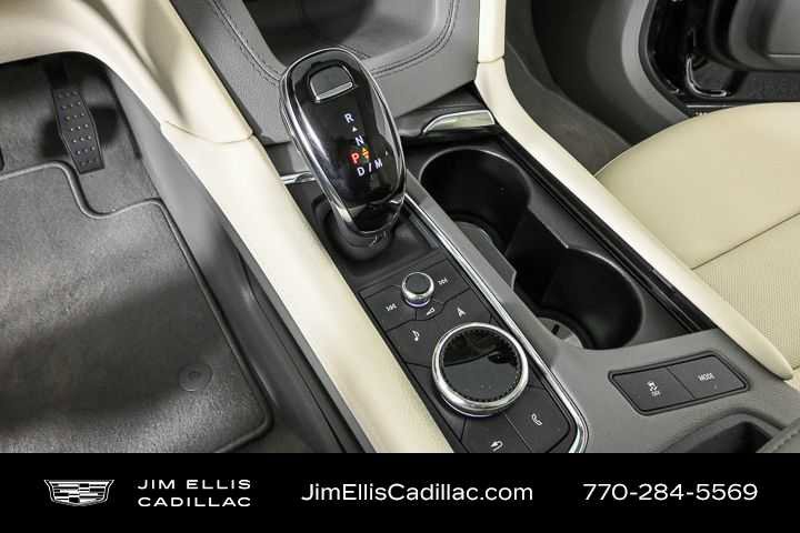 New 2025 Cadillac XT6 Premium Luxury w/ Technology Package image 18