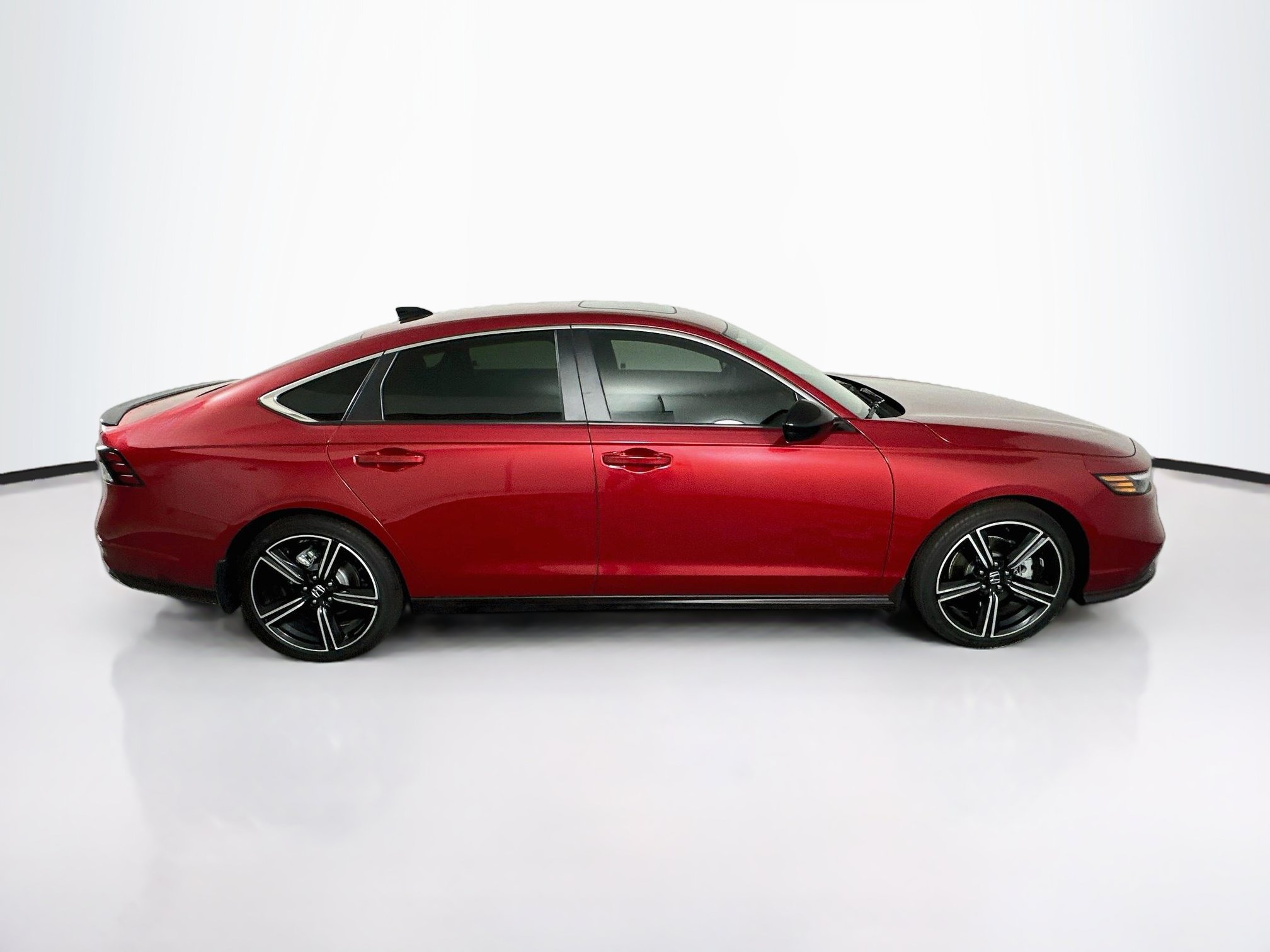 Used 2025 Honda Accord Sport image 10