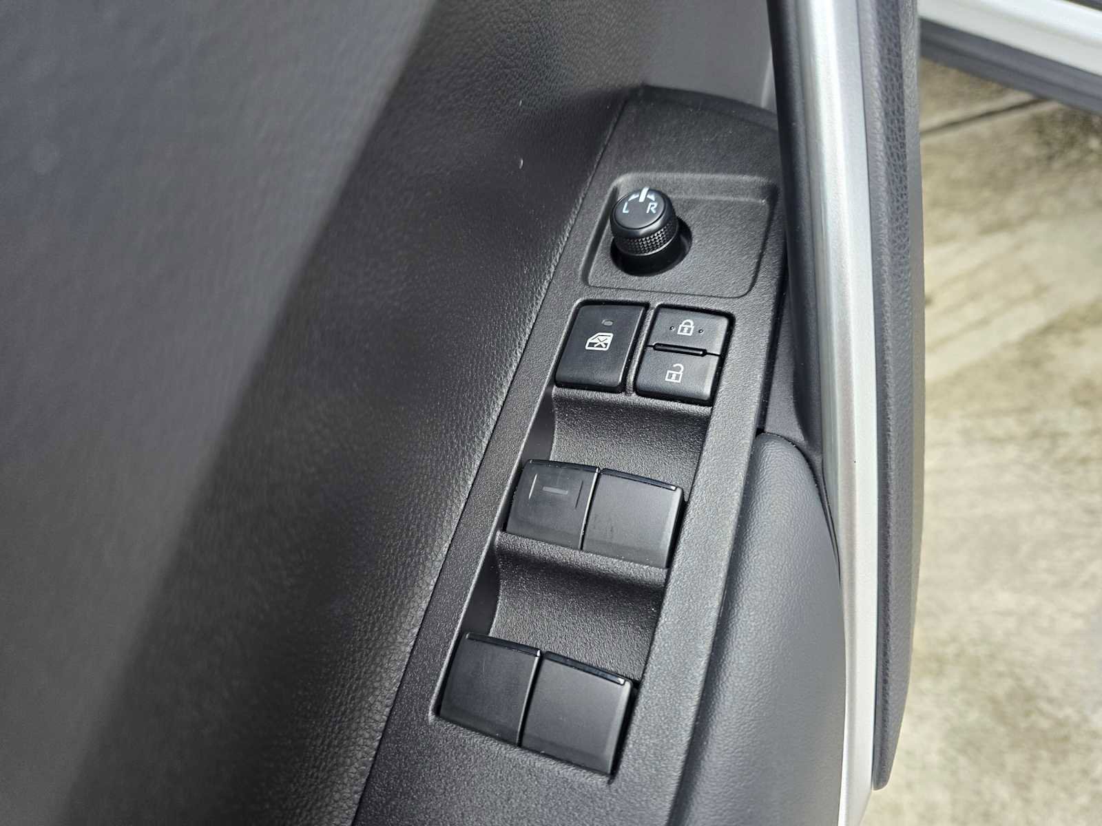 Certified 2026 Toyota Corolla Cross XLE w/ Convenience Package image 22