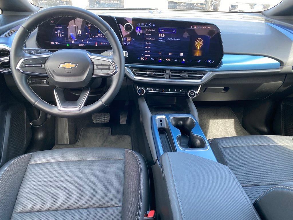 Used 2024 Chevrolet Equinox EV LT AWD/4WD image 4