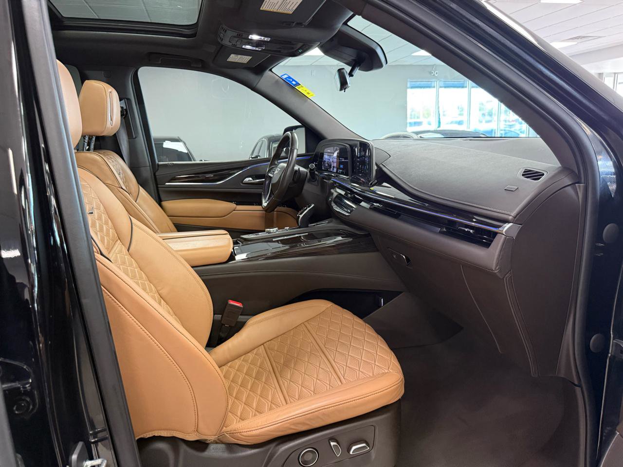 Used 2021 Cadillac Escalade Sport w/ Driver Assist Tech Package AWD/4WD image 22