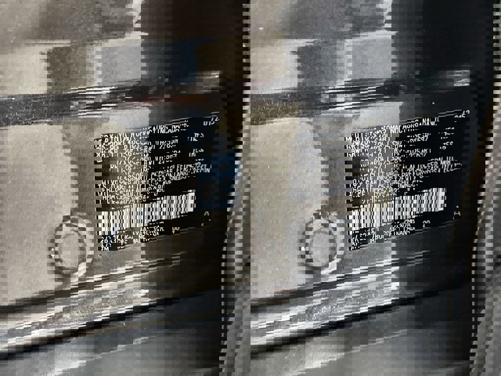 Used 2025 Toyota RAV4 XLE image 32