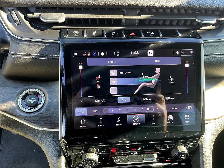 Used 2021 Jeep Grand Cherokee L Limited image 18