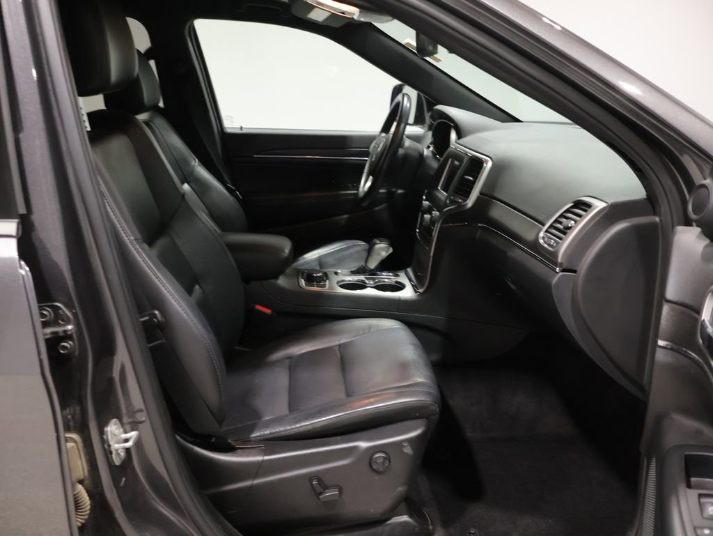 Used 2018 Jeep Grand Cherokee Limited AWD/4WD image 22