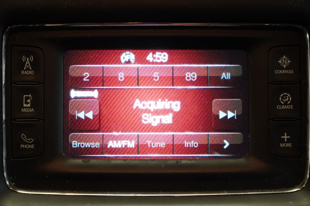 Used 2017 Dodge Durango SXT w/ Quick Order Package 23B AWD/4WD image 19