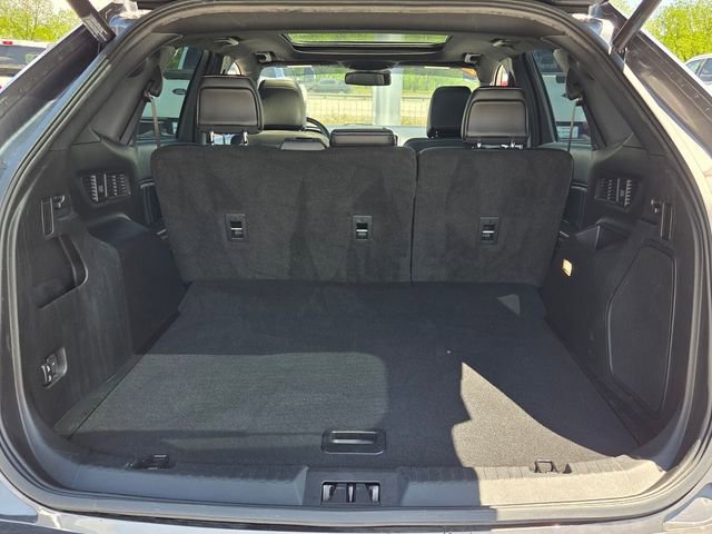 Used 2022 Ford Edge ST w/ Equipment Group 401A AWD/4WD image 11