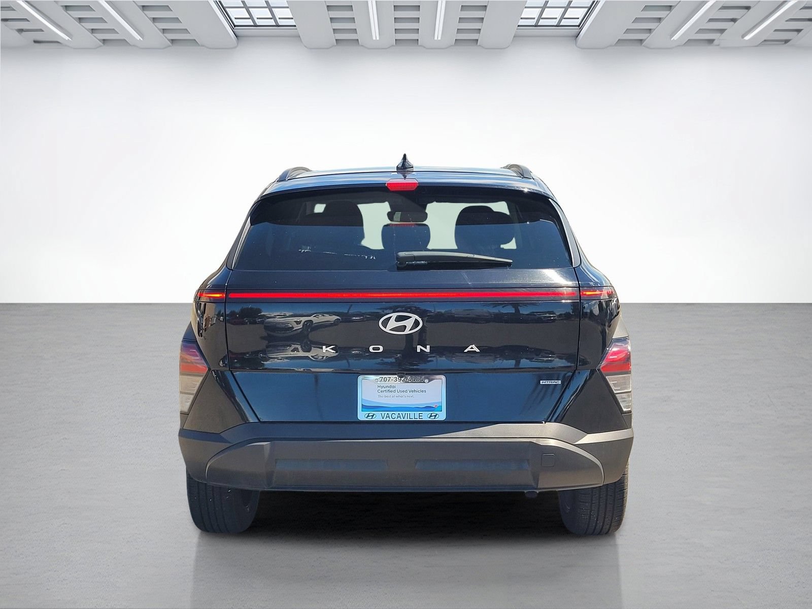 Certified 2025 Hyundai Kona SEL AWD/4WD image 5