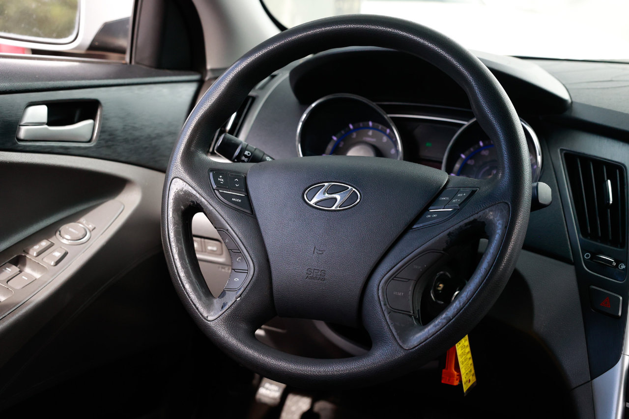 Used 2013 Hyundai Sonata GLS image 26