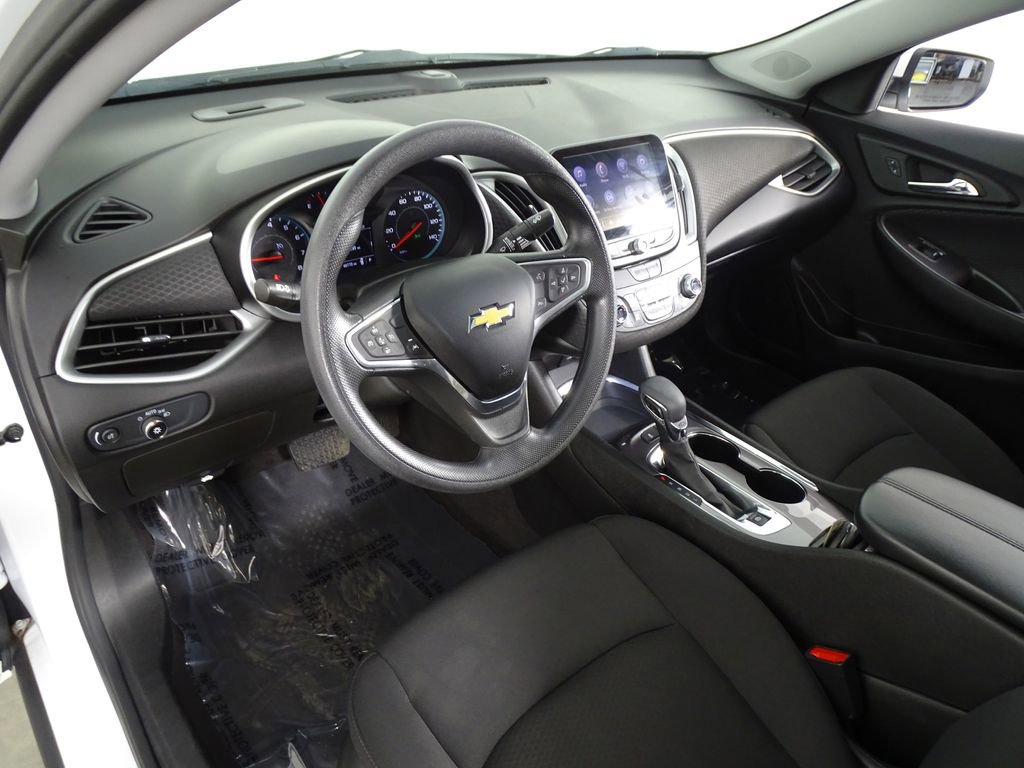 Used 2023 Chevrolet Malibu LT w/ Driver Confidence Package image 22