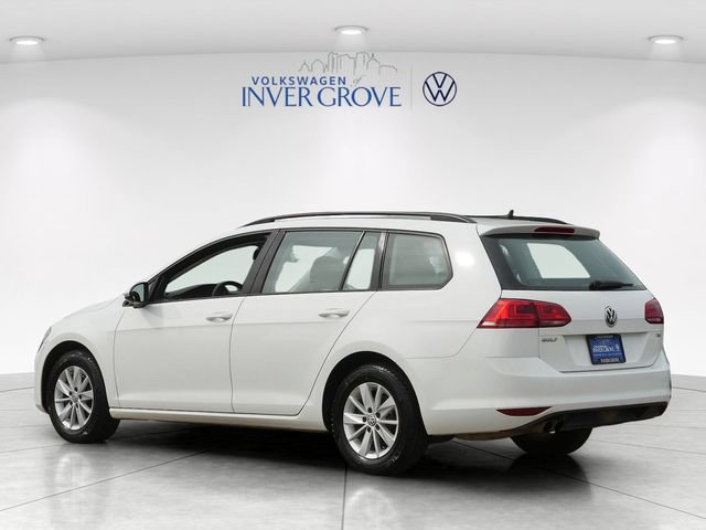 Used 2016 Volkswagen Golf S FWD image 5