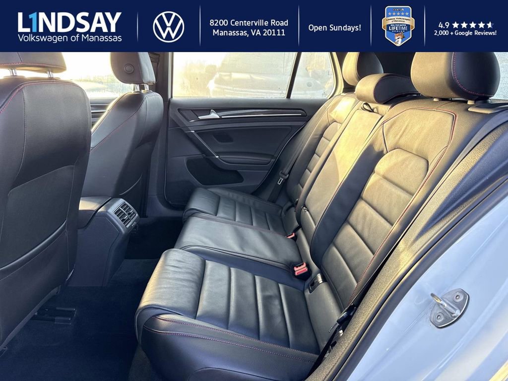 Used 2017 Volkswagen GTI SE image 10