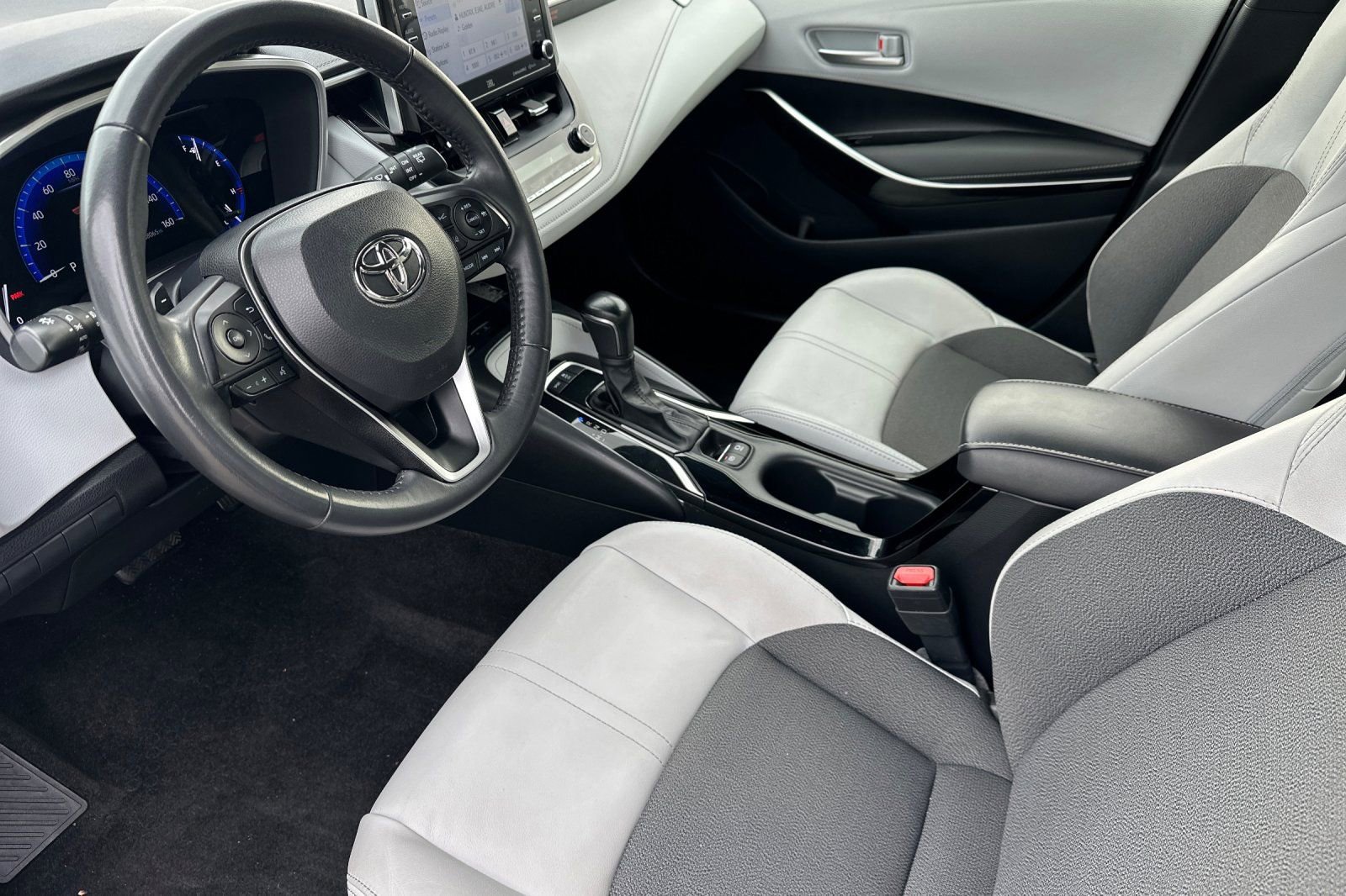 Used 2022 Toyota Corolla XSE w/ XSE Preferred Package image 10