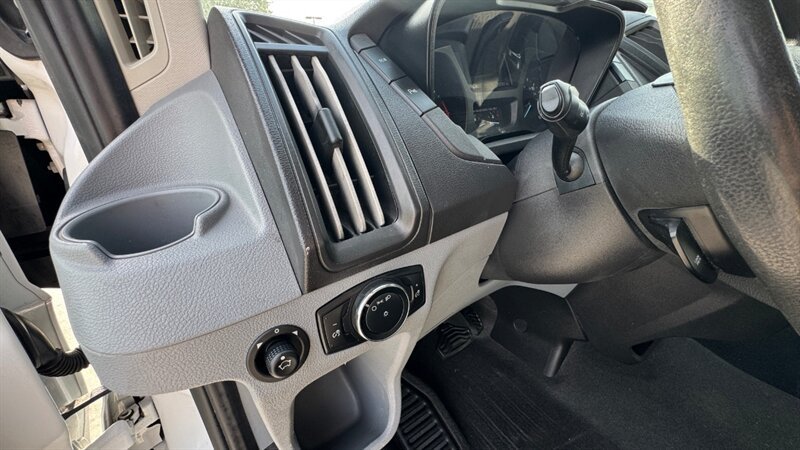 Used 2017 Ford Transit 250 148 Low Roof RWD image 6