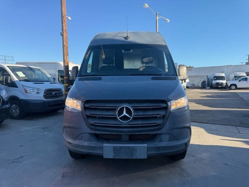 Used 2019 Mercedes-Benz Sprinter 170 image 2