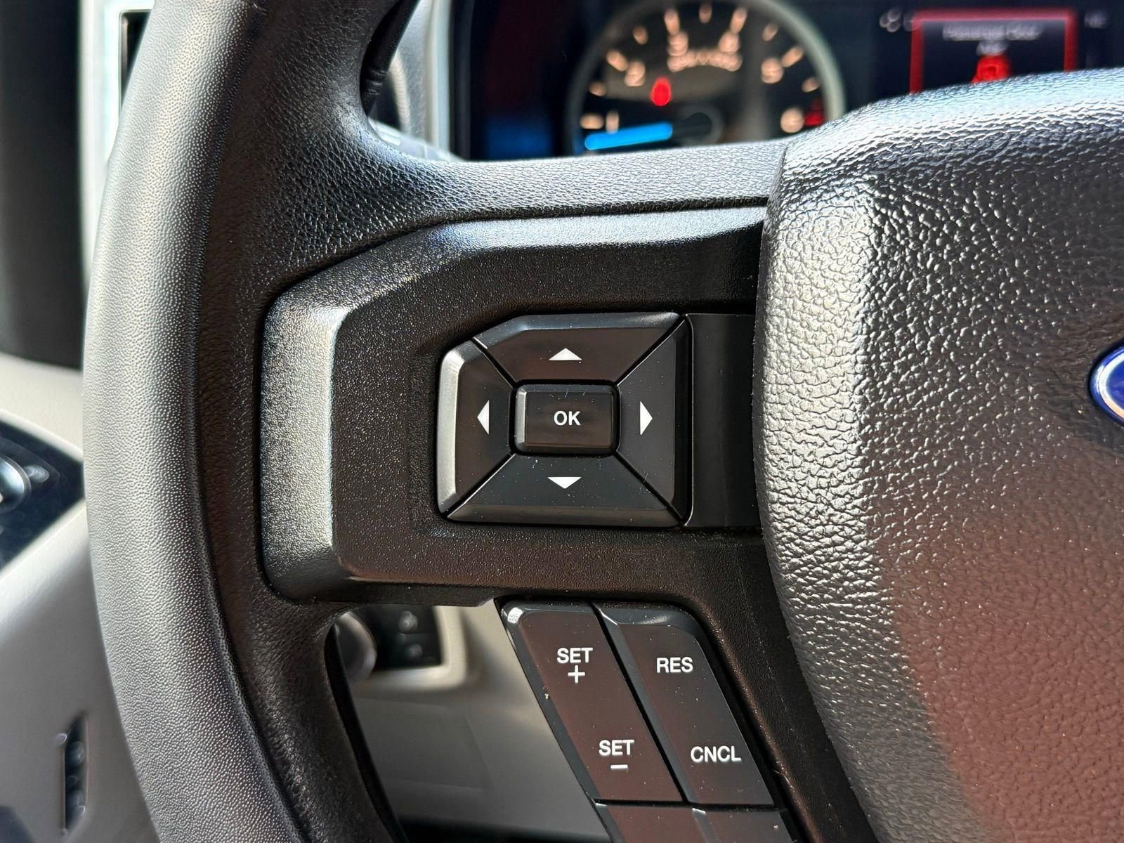 Used 2017 Ford F150 XLT w/ Heavy-Duty Payload Package AWD/4WD image 32