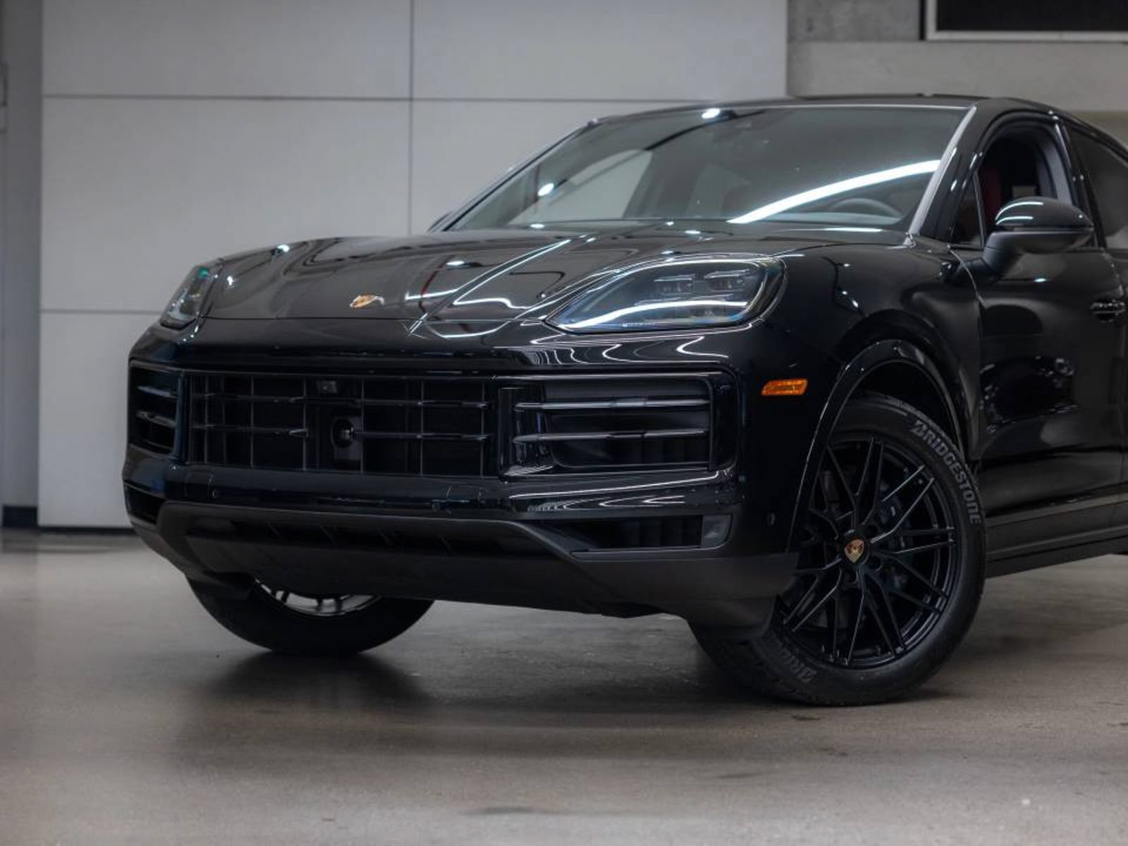 Certified 2026 Porsche Cayenne Coupe AWD/4WD image 12