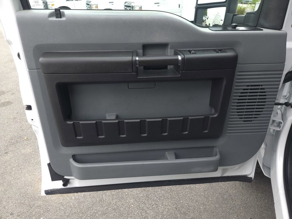 Used 2015 Ford F350 XL w/ Power Equipment Group image 12