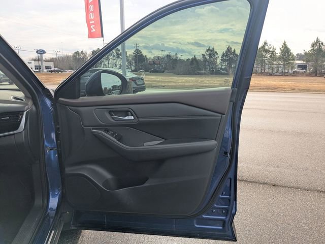 Used 2023 Nissan Rogue SL w/ SL Premium Package image 31