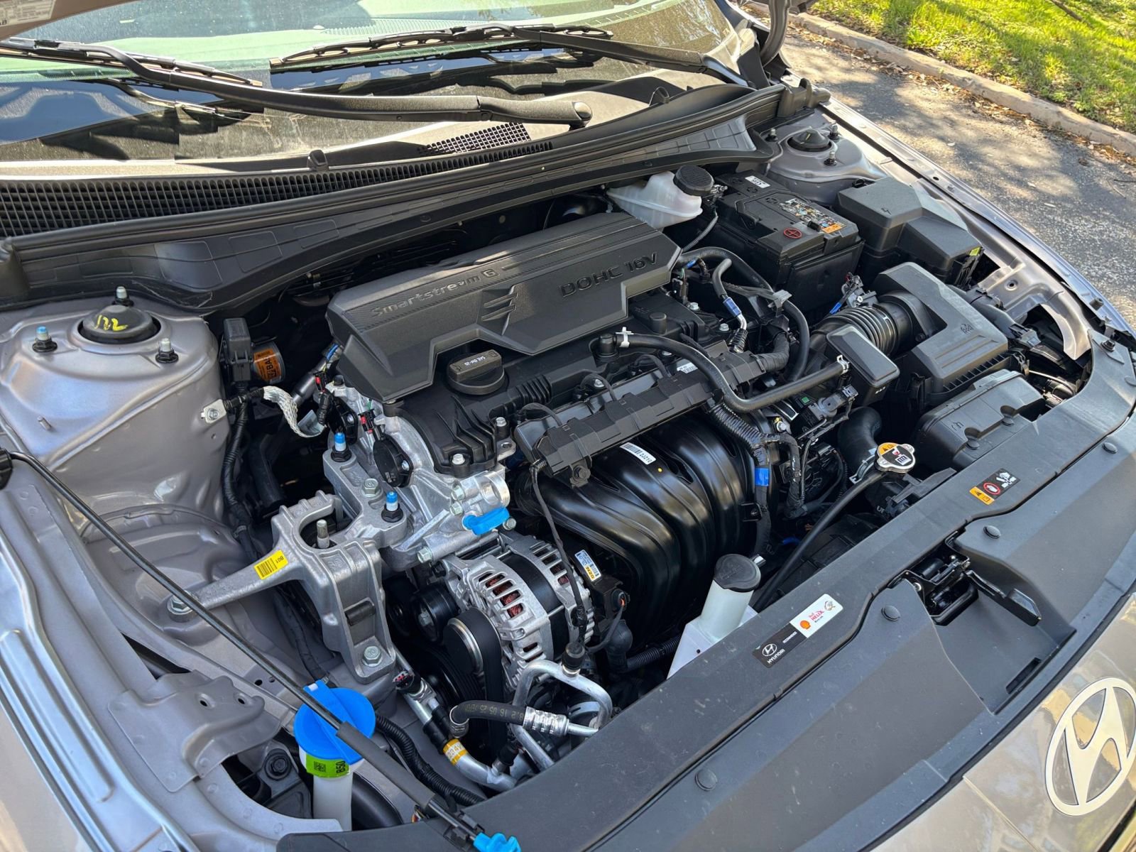 Used 2025 Hyundai Elantra SEL image 27