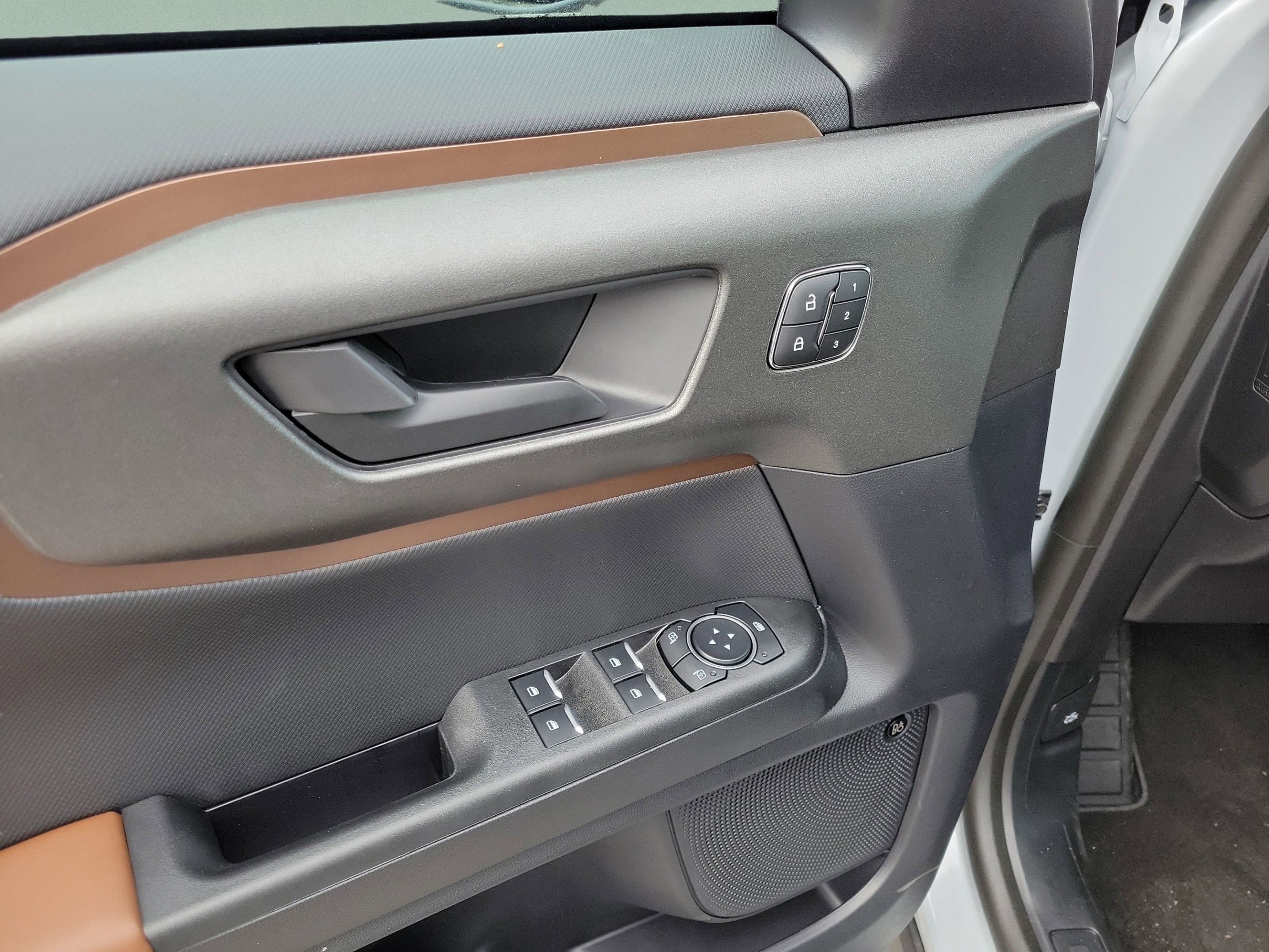 New 2026 Ford Bronco Sport Outer Banks w/ Outer Banks Tech Package+ AWD/4WD image 7