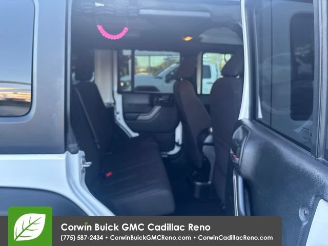 Used 2018 Jeep Wrangler Unlimited Sport S AWD/4WD image 33