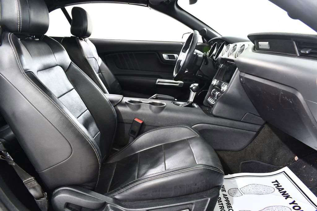Used 2018 Ford Mustang Premium image 10