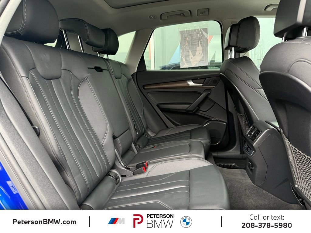 Used 2022 Audi Q5 e Premium w/ Convenience Package image 17