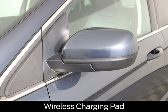 Used 2024 Ford Edge SEL w/ Convenience Package image 19