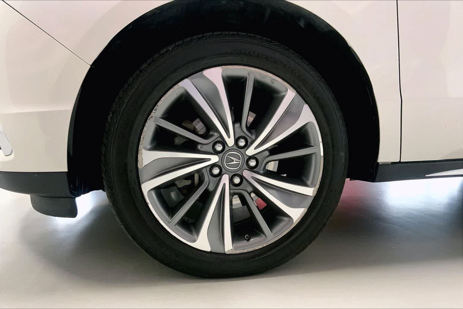 Used 2017 Acura MDX SH-AWD w/ Technology Package image 8