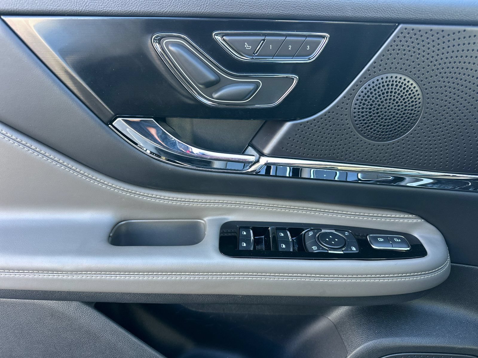 New 2026 Lincoln Corsair Grand Touring AWD/4WD image 10