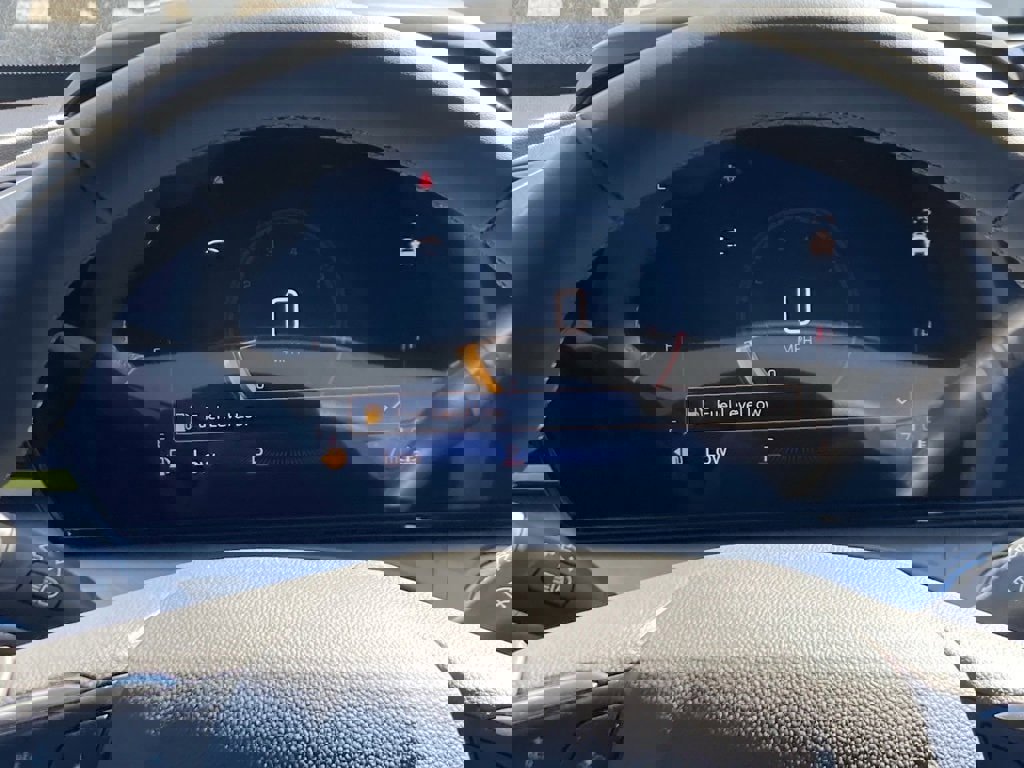 New 2025 Chevrolet Trax LT w/ Driver Confidence Package image 15