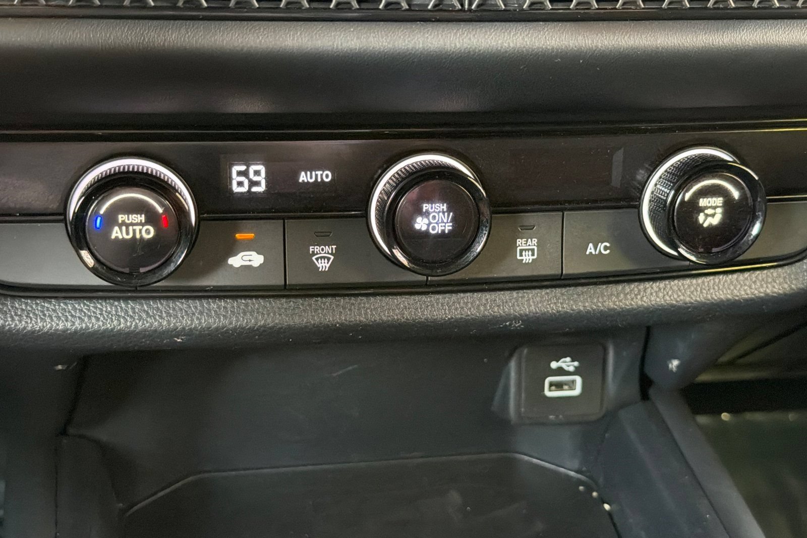 Used 2024 Honda HR-V LX image 20