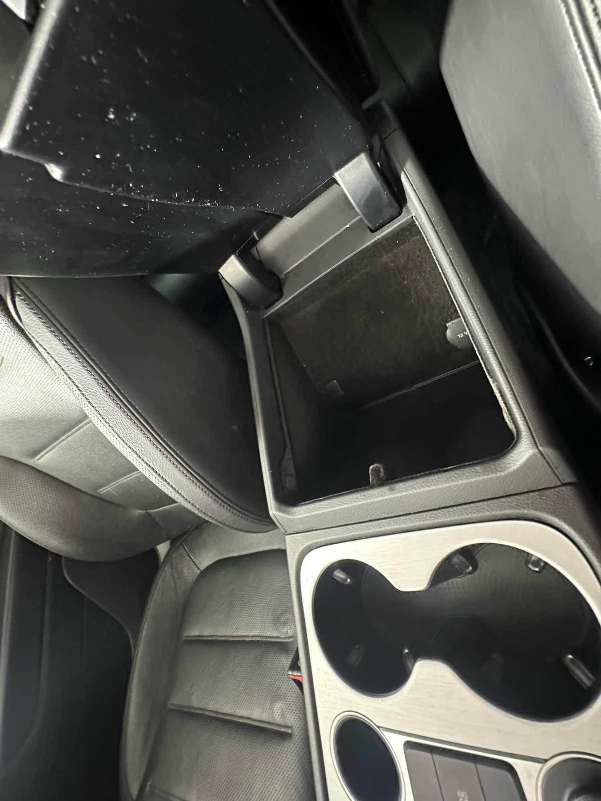 Used 2017 Volkswagen Touareg Wolfsburg Edition image 42