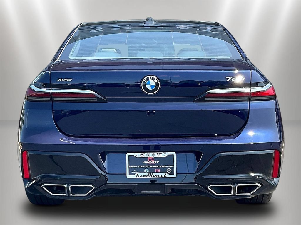 Used 2023 BMW 760i xDrive w/ Executive Package AWD/4WD image 5