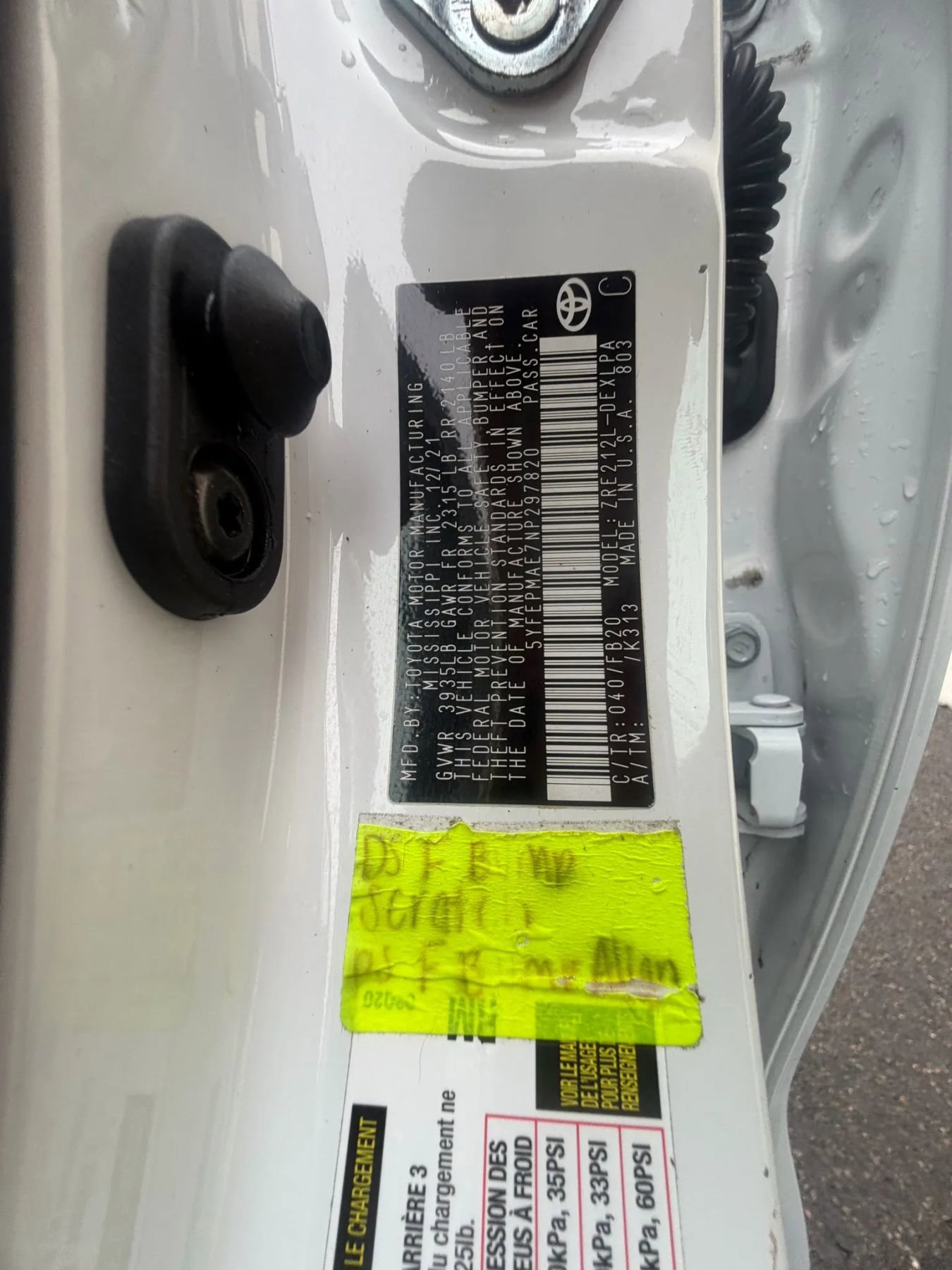 Used 2022 Toyota Corolla LE image 31