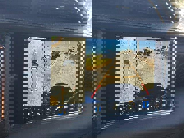 Used 2024 GMC Yukon Denali image 29