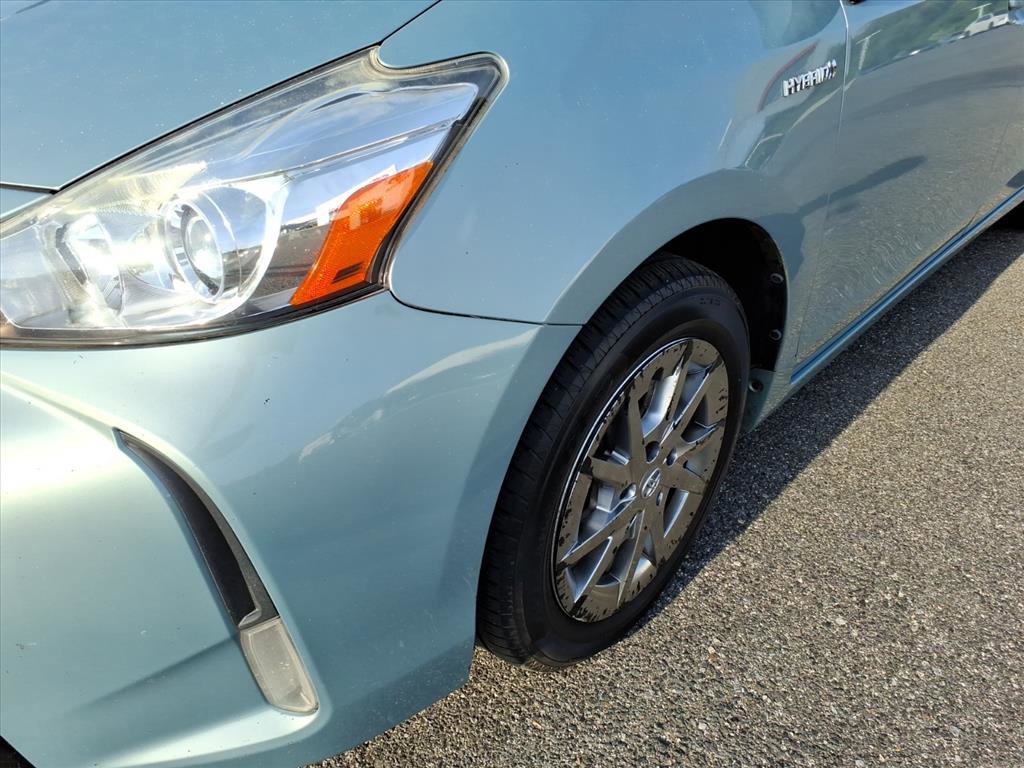 Used 2017 Toyota Prius V Three FWD image 8