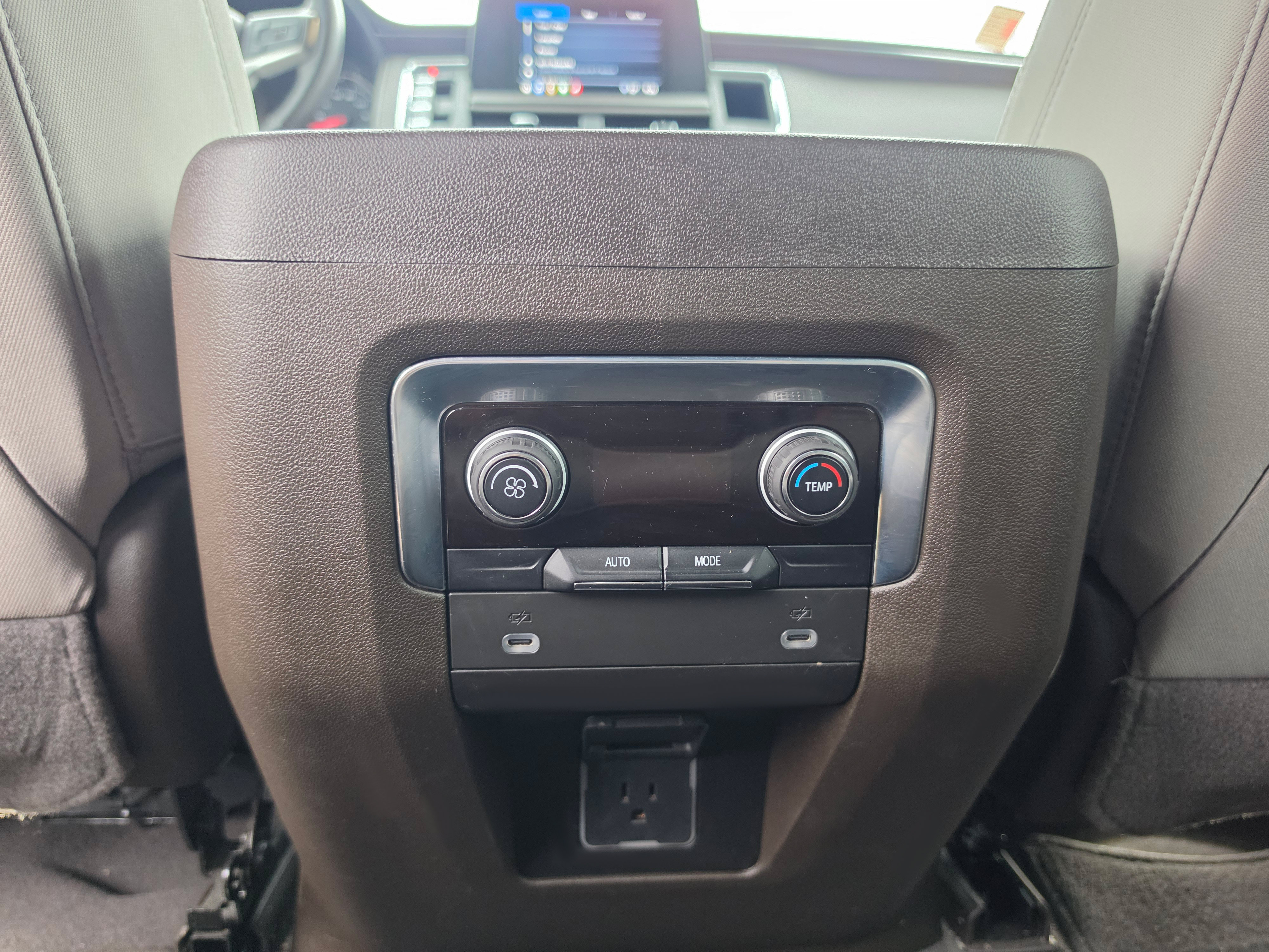 Used 2023 Chevrolet Tahoe LS AWD/4WD image 17