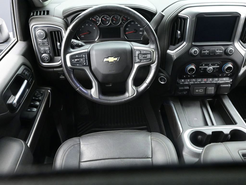 Used 2022 Chevrolet Silverado 2500 LTZ w/ LTZ Plus Package image 13