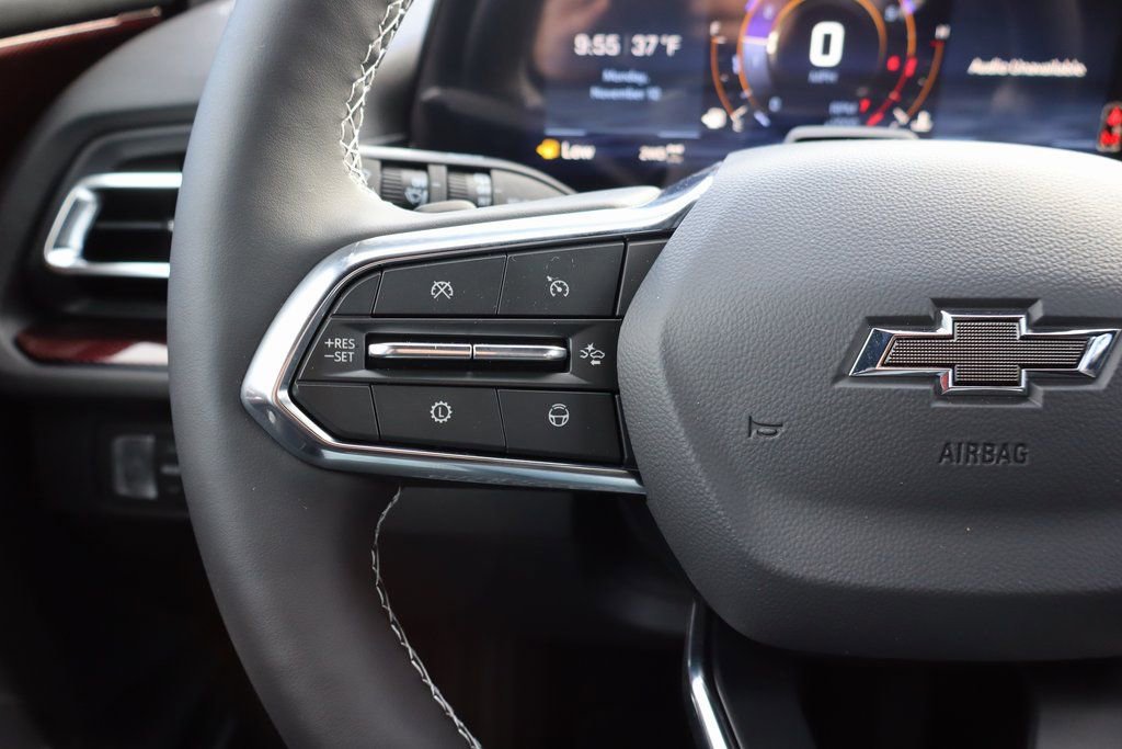 New 2026 Chevrolet Traverse Z71 w/ Enhanced Driving Package AWD/4WD image 8