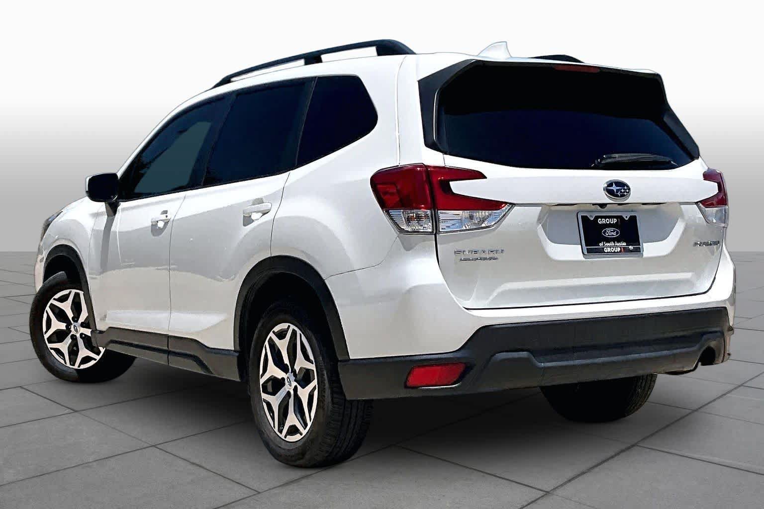Used 2021 Subaru Forester Premium AWD/4WD image 12