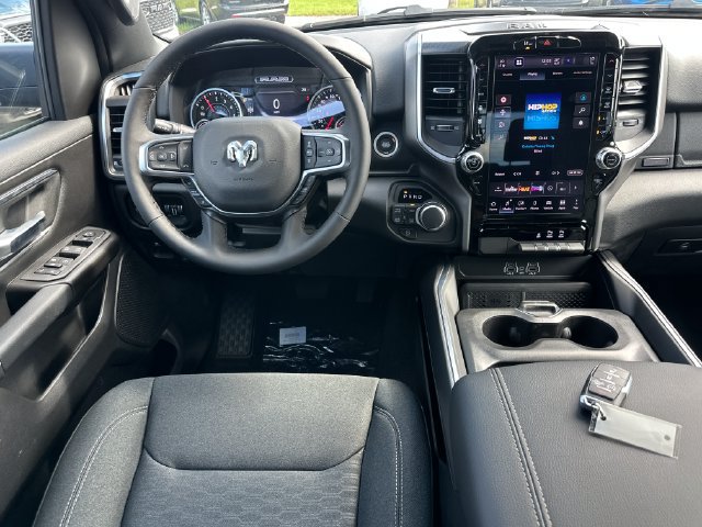 New 2027 RAM 1500 4x4 Crew Cab image 15