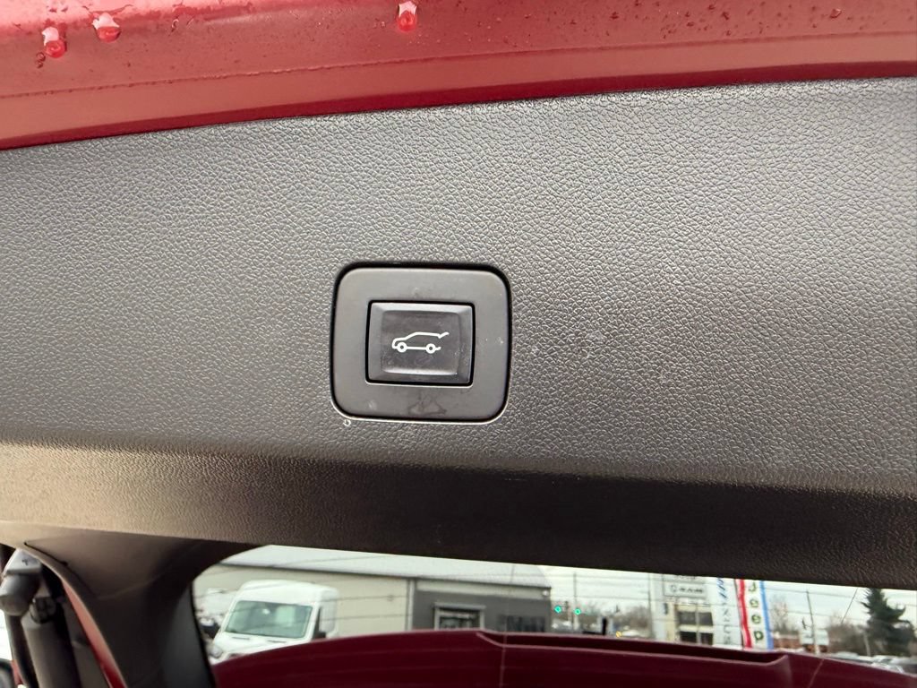 Used 2023 Buick Encore GX Essence w/ Experience Buick Package FWD image 26