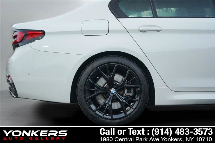 Used 2022 BMW 540i xDrive w/ M Sport Package image 56