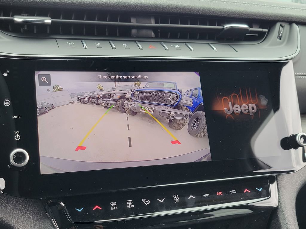 New 2026 Jeep Grand Cherokee L Limited w/ Limited Altitude Package AWD/4WD image 9